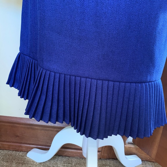 Le Suit Royal Blue Jacket and Skirt Set - Picture 4 of 7
